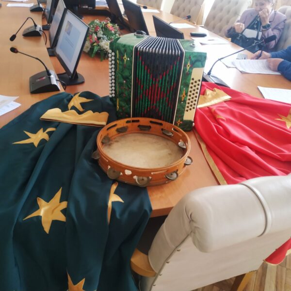 IMG-b3af980f37bc20d2295c68939e4e1d80-V (1)