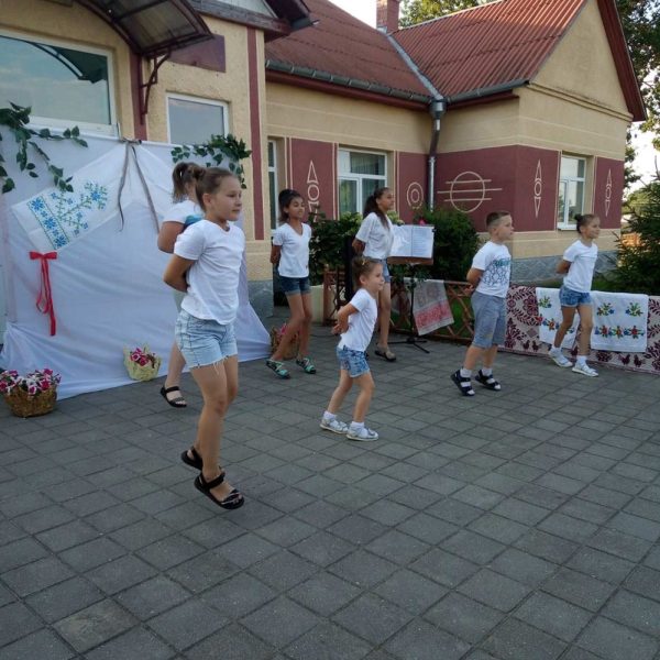 Teatralnaja mozaika Chodorovcy1 (2)